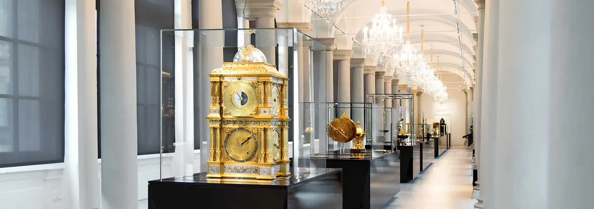 Mathematisch-Physikalischer Salon, Langgalerie, Der Kosmos des F